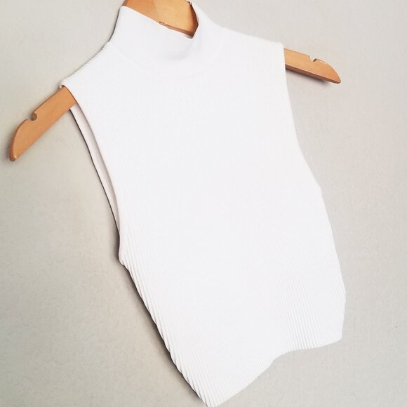 BABATON By Aritzia Sculpt Knit Mockneck Tank Size XS Ribbed Knit Crop White $68 - Picture 15 of 16
